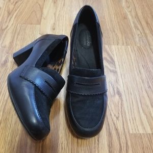 Black Close Toed Heels